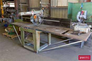 Radial Arm Saw